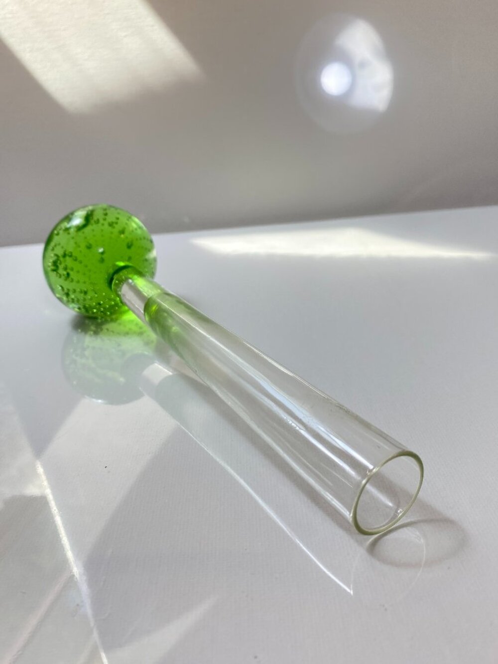 VTG Emerald Green Bullicante Controlled Bubble Glass Bud Vase Hand Blown 8" MCM - Picture 2 of 3